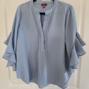 Ladies ruffled sleeve flowy shirt